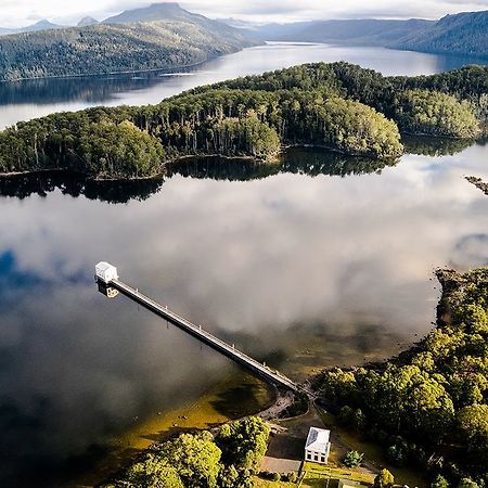 فندق بحيرة سانت كليرفي  Pumphouse Point المظهر الخارجي الصورة